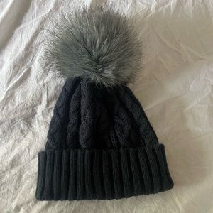 puffy north face winter hat NAVY